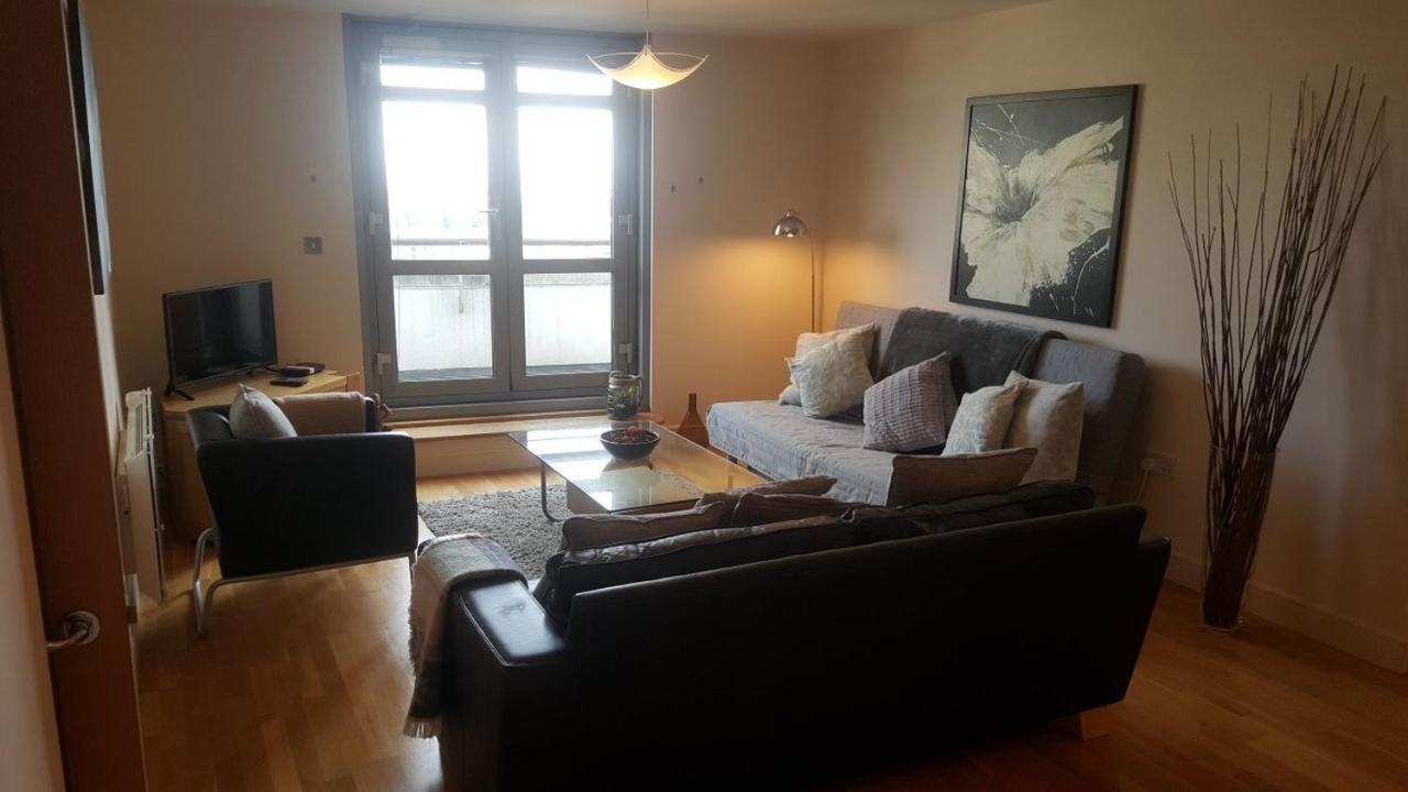 Sky Night Serviced Apartments Cardiff Zewnętrze zdjęcie