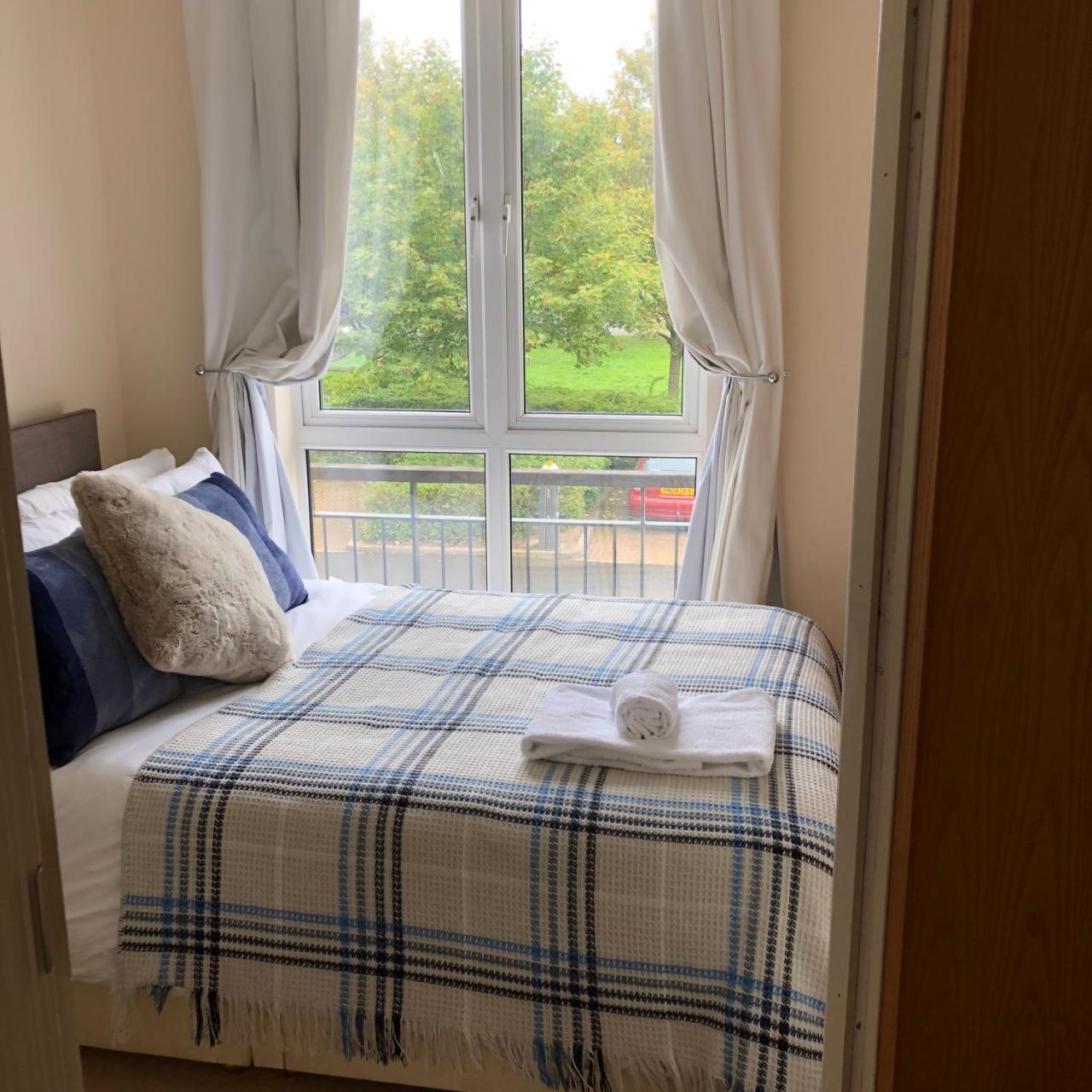 Sky Night Serviced Apartments Cardiff Zewnętrze zdjęcie